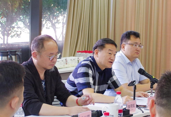 新利体育集团党委书记、董事长任丁赴思美传媒 碰面交流提气鼓劲 - 新利体育