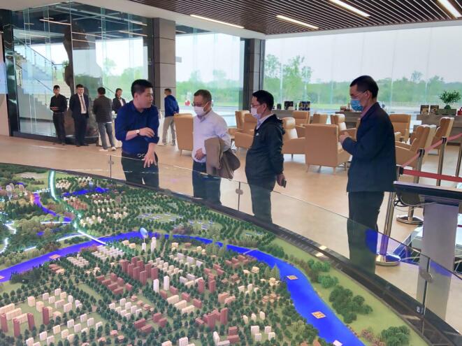 新利体育集团向导赴天府橄榄公司 督导检查清静环保事情
