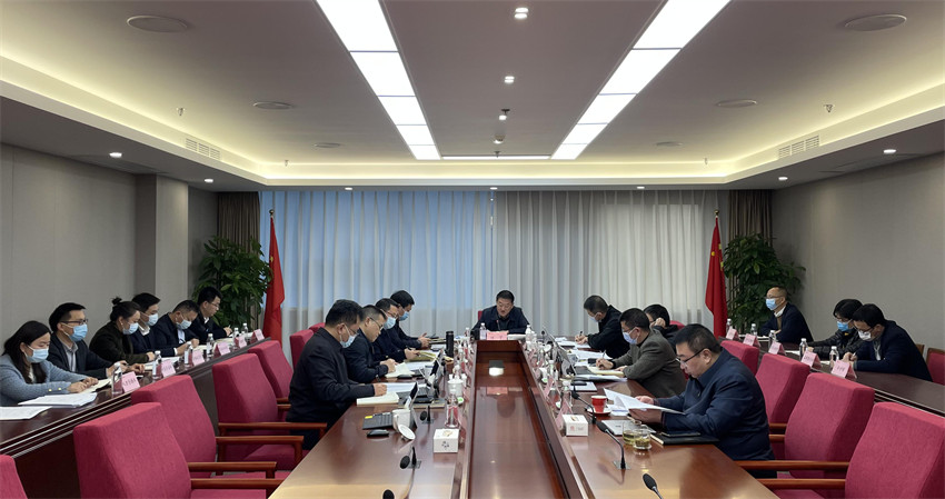新利体育集团党委理论学习中心组专题学习党的十九届六中全会精神