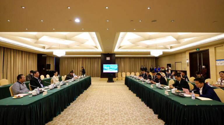 四川省新利体育集团携手中国生命眷注协会相助推动建设国家康养工业树模基地项目