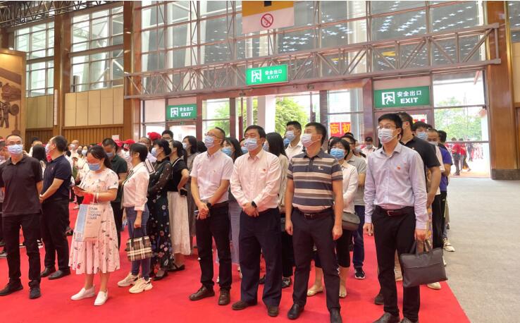新利体育集团组织旅行四川省庆祝中国共产党建设100周年主题展览