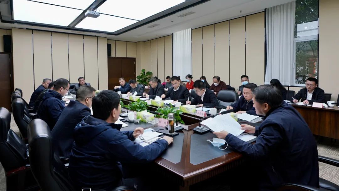 四川省新利体育集团党委书记、董事长任丁率队赴锦弘集团调研 - 新利体育