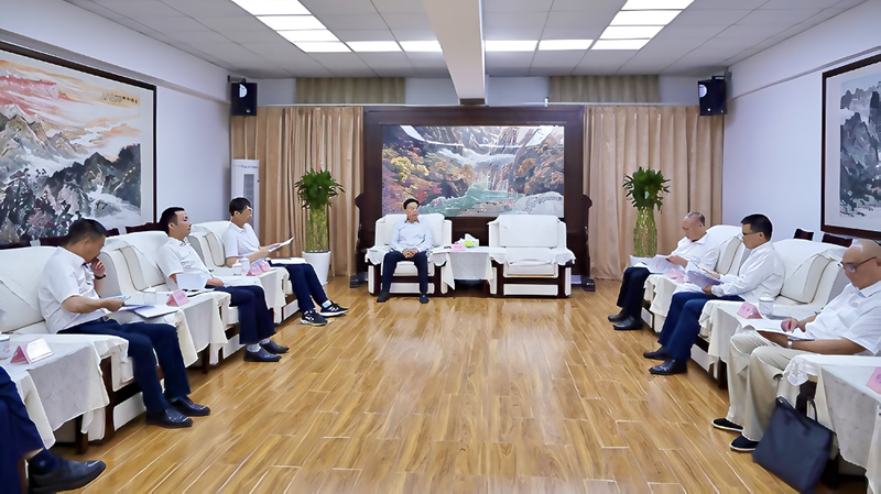 省新利体育集团向导受聘省政府参事室特约研究员 - 新利体育