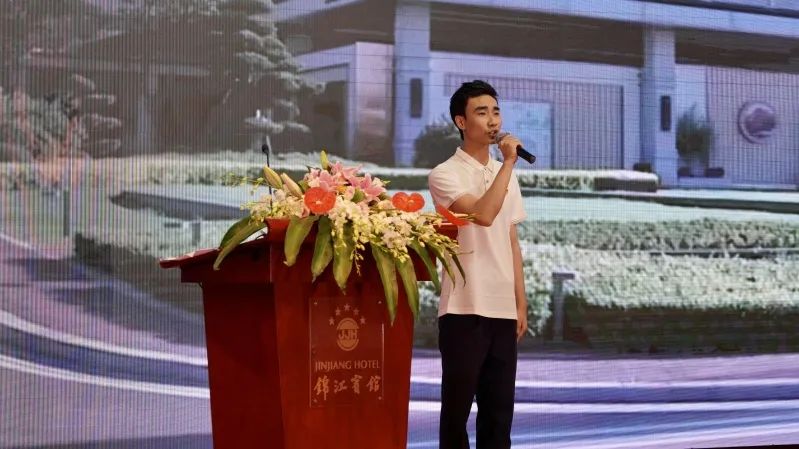 省新利体育集团召开成都大运会效劳包管宣讲报告会 - 新利体育