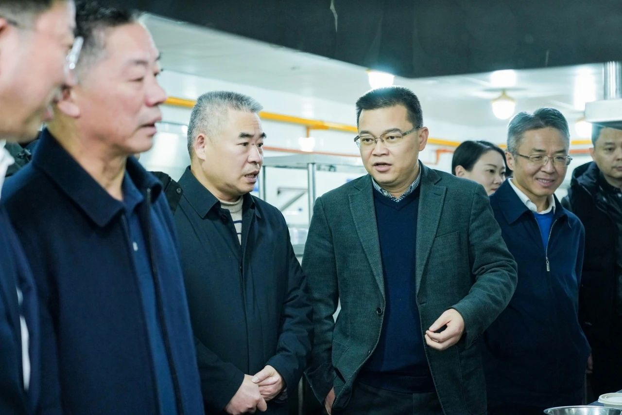 省职工职业手艺大赛暨省新利体育集团第四届旅游饭店效劳手艺大赛圆满举行 - 新利体育