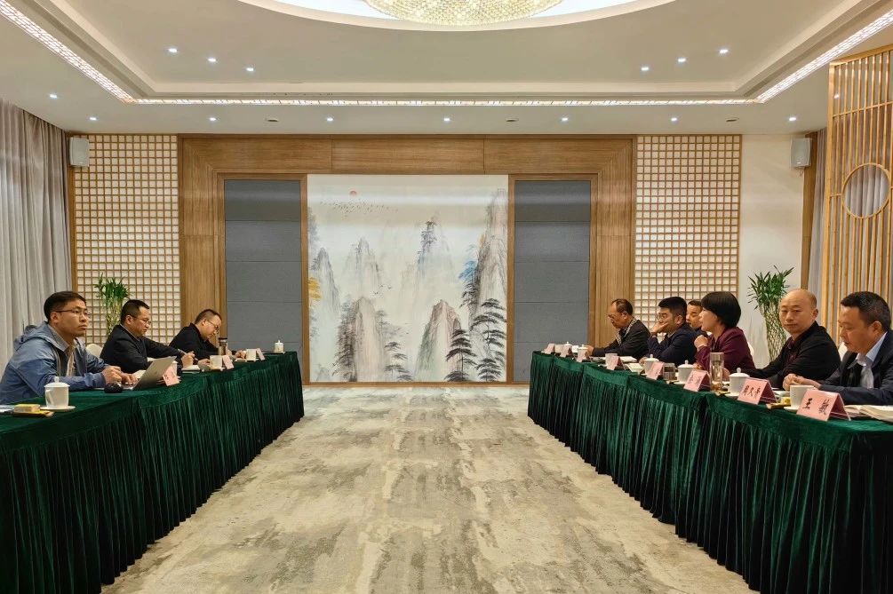 省新利体育集团考察组赴青神县文旅项目考察调研