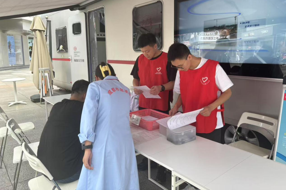 省新利体育集团宽大团员青年扎基础职岗位为集团高质量生长孝顺青春实力 - 新利体育